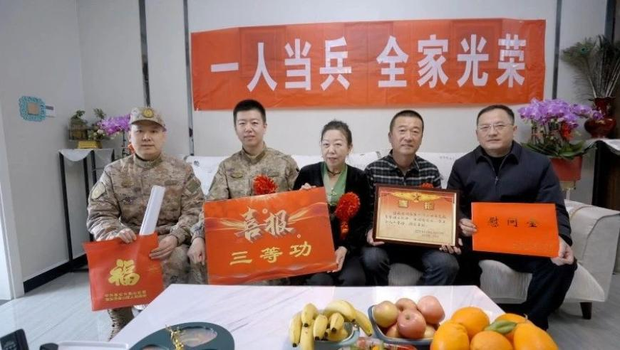 医院的炸裂事件,香港2O24澳门天天开好彩,经济性执行方案剖析_内测版V9.78