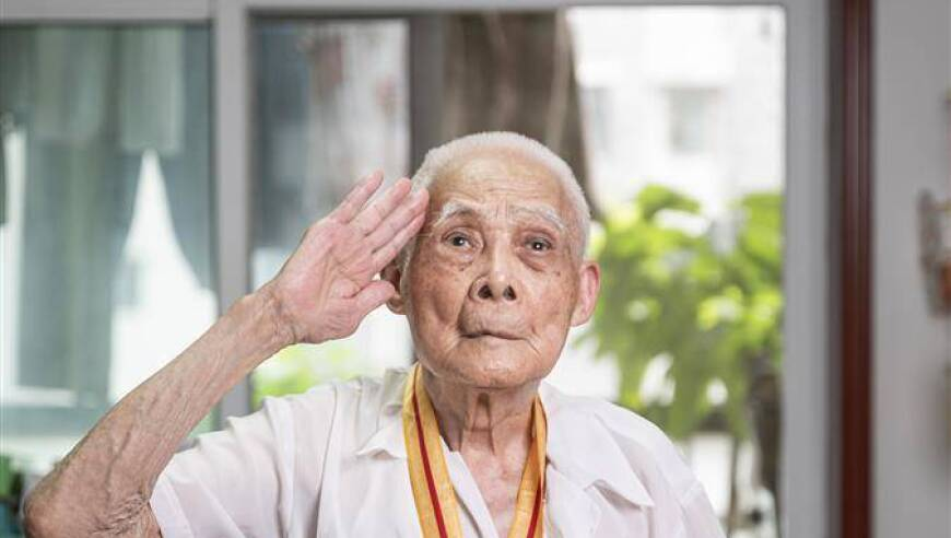 WW777766香港开奖记录,男童酷爱可乐炸鸡患上脂肪肝,精准解释落实及其象征意义_投资版V14.95